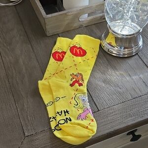 NWOT McDonalds Grinch Socks Bright Yellow
